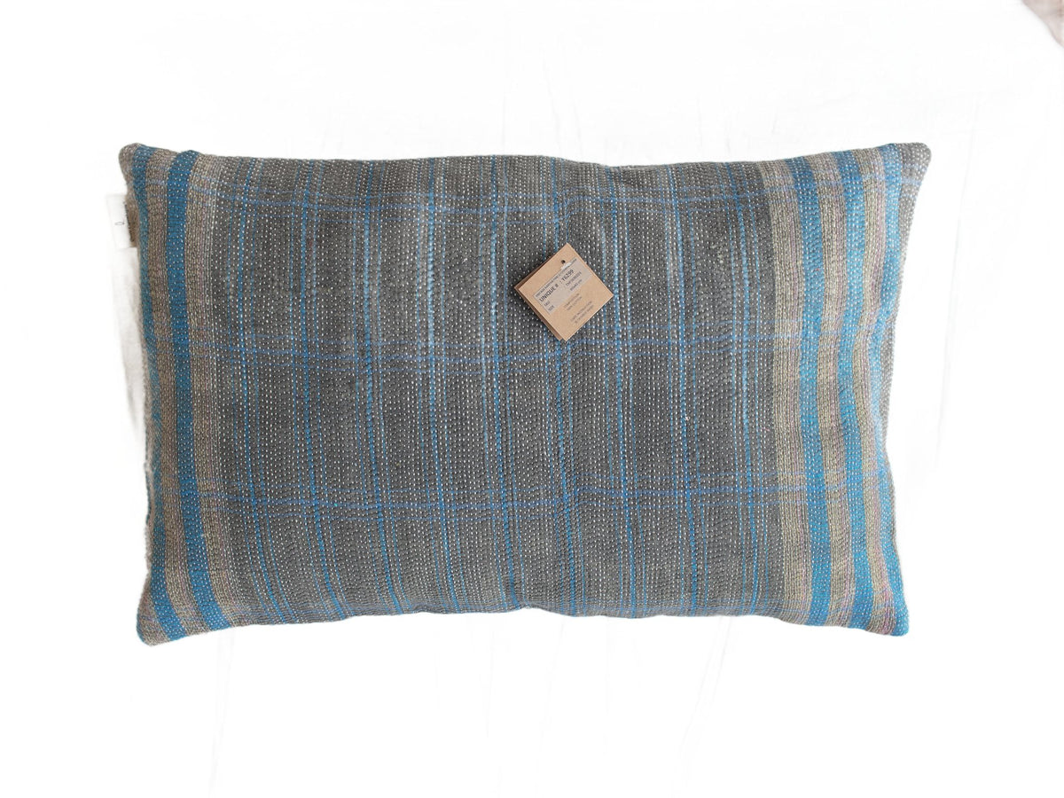 Sari pillowcase 60x40 cm in white/cream with colorful ethnic patterns, small star flowers, fine stripes and boho border in dark purple and red, unique upcycled sari pillow.