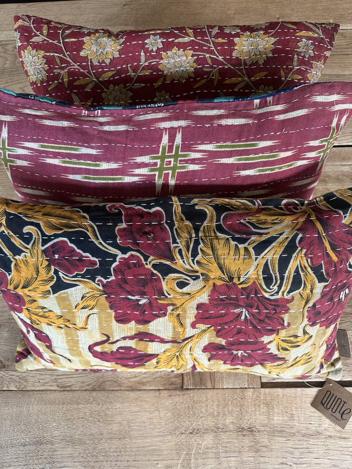 Kantha Trio 21 – 3 Sari pudebetræk 30×50 – Quote Copenhagen