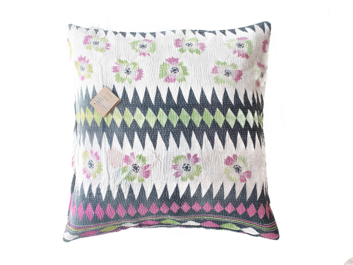 Sari pillowcase 50x50 in boho bohemian vintage style with colorful flowers and geometric patterns in white, navy, green and pink