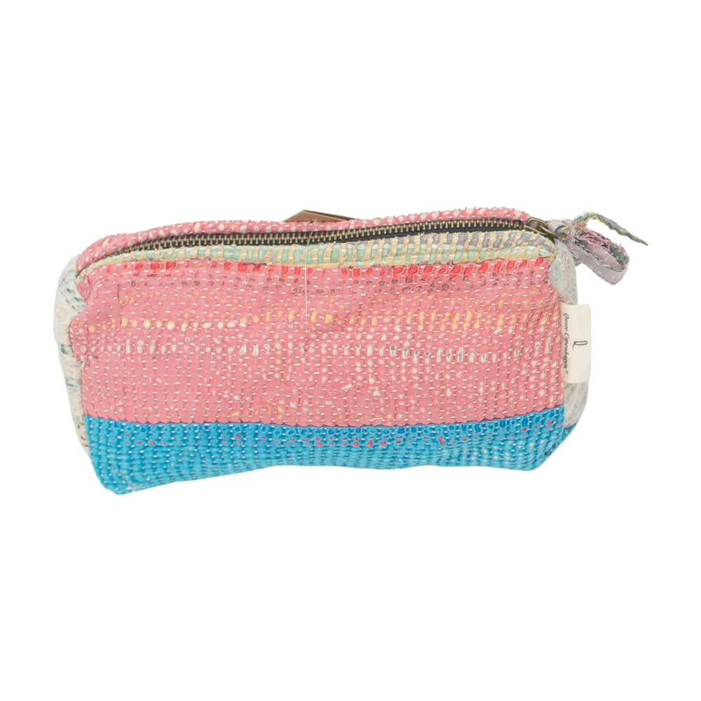 Fine Q Pouch Large, 17 × 12 cm, in pink and turquoise with a zip and coloured fabric panels.